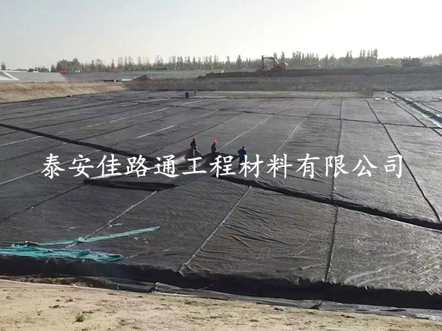 復(fù)合土工膜的防滲功能是工程重點(diǎn)應(yīng)用指標(biāo) 復(fù)合土工膜的防滲功能是工程重點(diǎn)應(yīng)用指標(biāo)