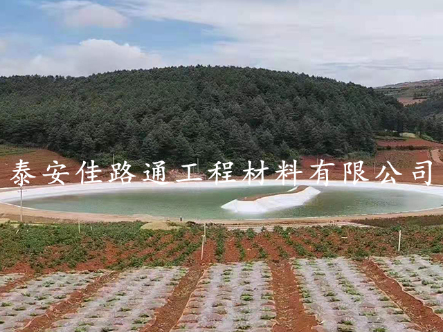 魚塘防滲土工膜鋪設分四大步驟 魚塘防滲土工膜鋪設分四大步驟