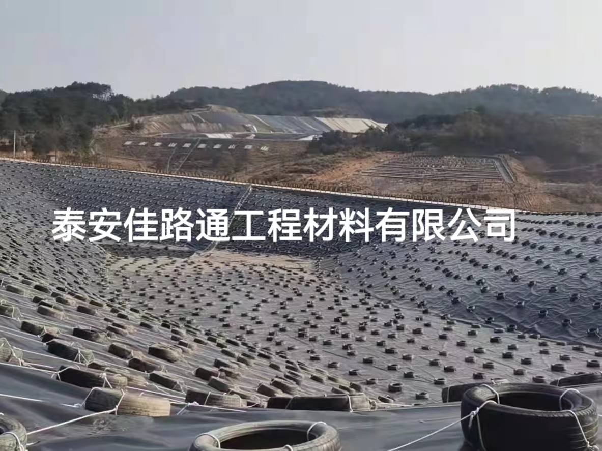 防滲土工膜擁有比較強(qiáng)的防水功能 防滲土工膜擁有比較強(qiáng)的防水功能