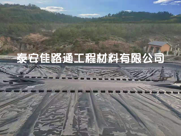 把握好垃圾填埋場防滲膜的施工質(zhì)量 把握好垃圾填埋場防滲膜的施工質(zhì)量