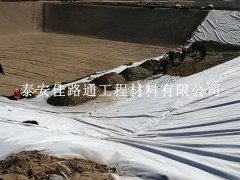 如何將油田防滲膜更好的發(fā)揮其作用？