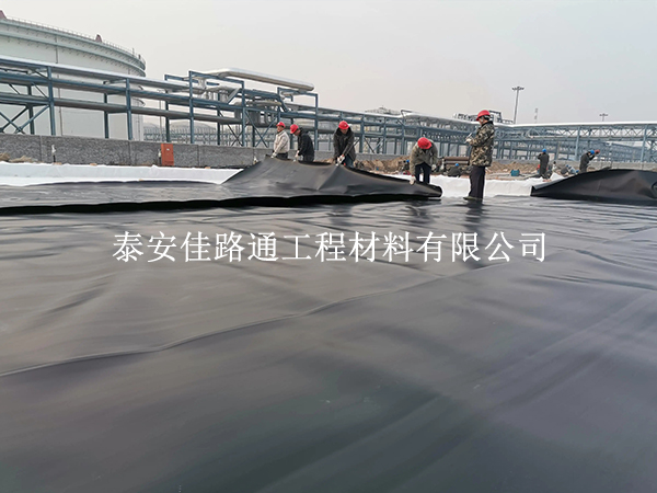 沼氣池土工膜生產(chǎn)檢驗須嚴(yán)格把關(guān) 沼氣池土工膜生產(chǎn)檢驗須嚴(yán)格把關(guān)