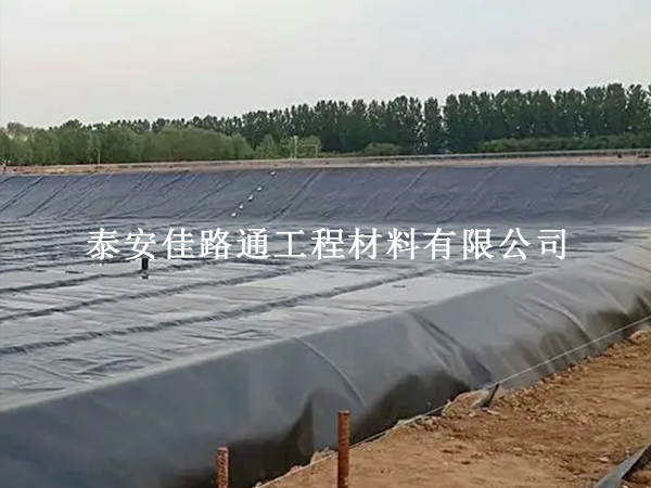 垃圾填埋場防滲膜儲存溫度：優(yōu)化管理，確保性能