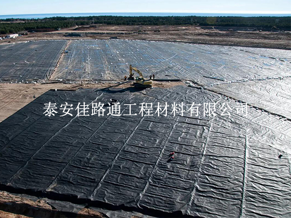 藕池防滲膜用不久？這些延長(zhǎng)壽命的因素要抓牢